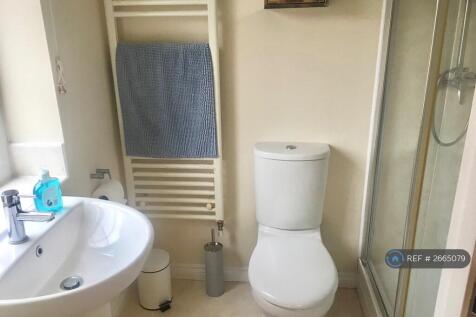 Bedroom 2 En Suite