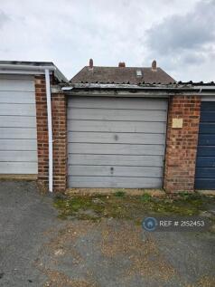 Garage En-Bloc.  New Roof And Door Fitted Soon