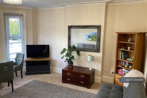 Lounge 4