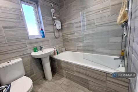 Upstairs Bathroom