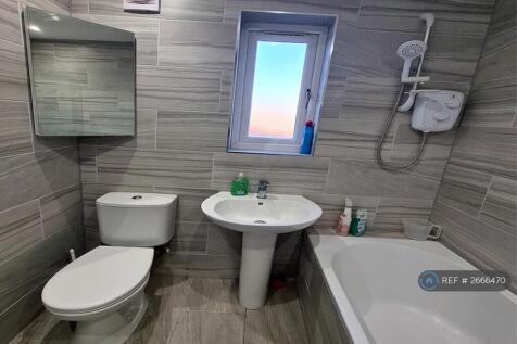 Upstairs Bathroom