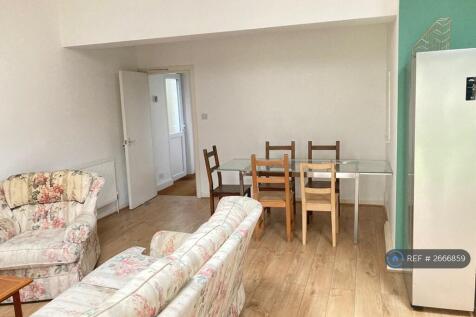 Open Plan Kitchen/ Dining Room And Lounge