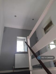 Stairs/Landing