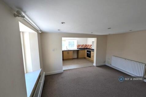 Dining/Kitchen