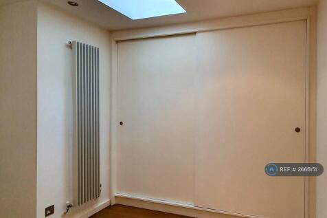 Bedroom Built In Unit