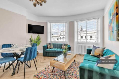 Open Plan Living Dining Area With Kitchen