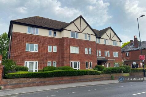Romsey Court