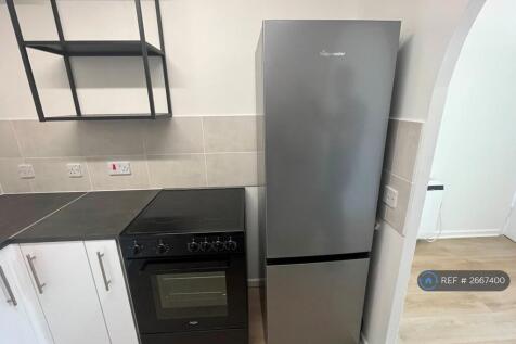 Fridge-Freezer &amp; Cooker