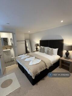 Double Bed Set Up 