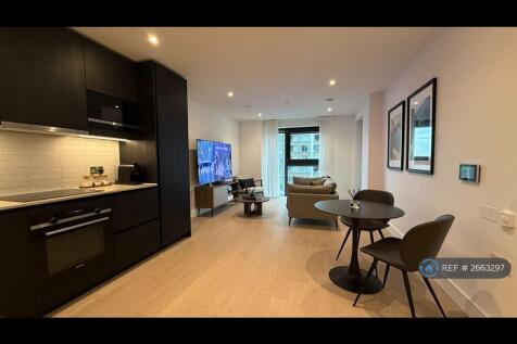 Living Room &amp; Kitchen 