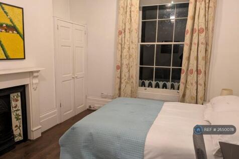 King Size Double Bedroom 