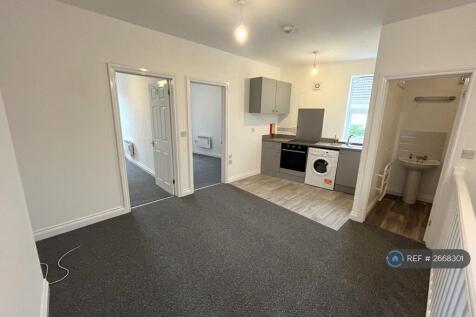Open Lounge Kitchenette