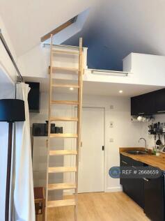 Studio &amp; Mazzanine