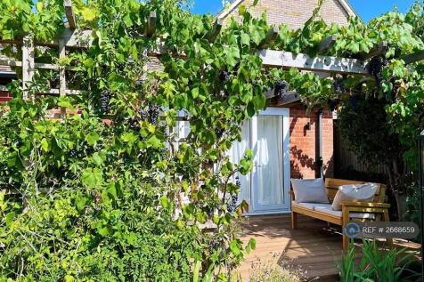 Outdoor Seatting Area