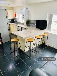 Kitchen/Living Room