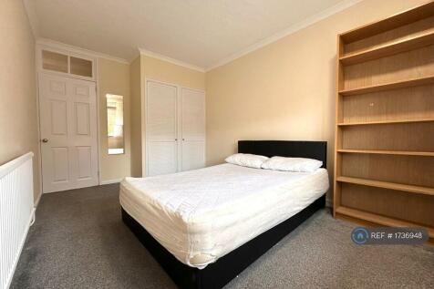 Double Bedroom 2