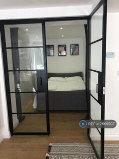 Flat 2: 3 Bed