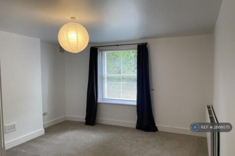 Master Bedroom Empty