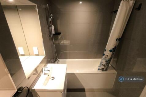Bathroom Alternate View