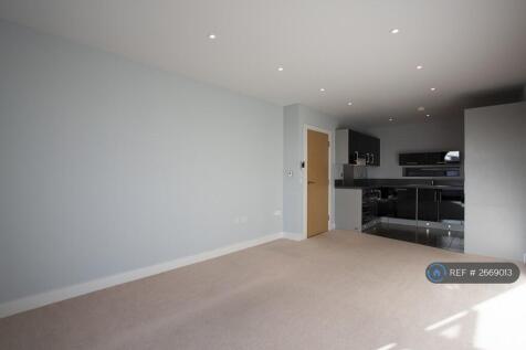 Living Room Towards Kitchen