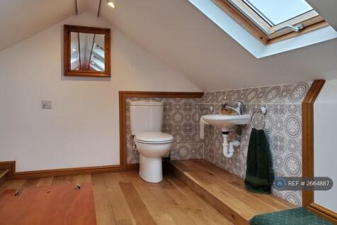 Attic Room Wc