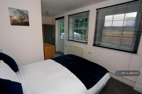 Bedroom - £695pcm