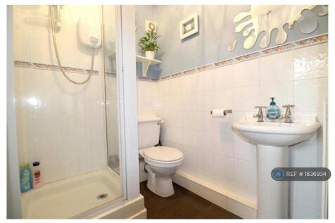 Ground Floor Bedroom Ensuite