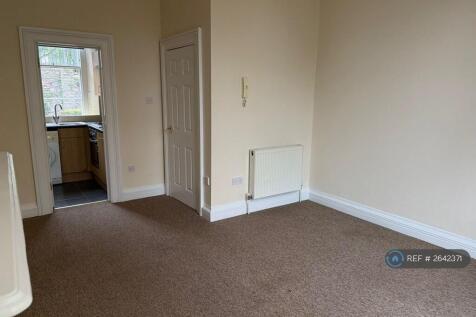Bedroom/Living Area