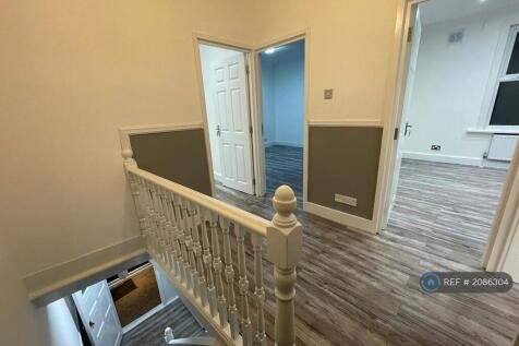 Upstairs Corridor 