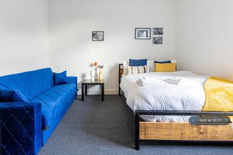 2nd Kingsize Bedroom With Sofa Bed 