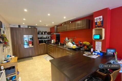 Kitchen Dining 4