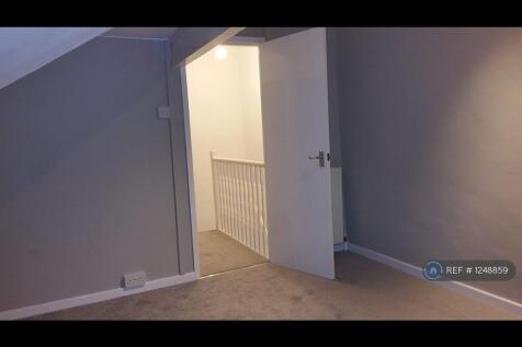Top Floor  Bedroom