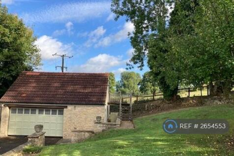 Double Garage, Workshop & Accommodation Over