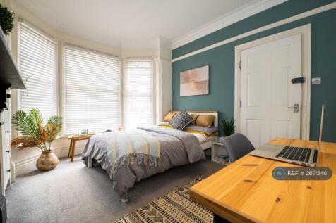 Ground Floor Front Bedroom