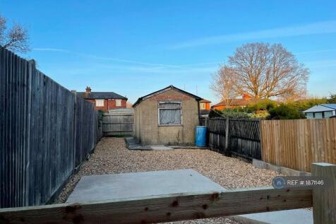 Large Garage For Storage