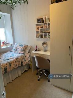 Bedroom 2 - 4ft Bed