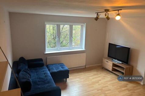Lounge/Dining Area