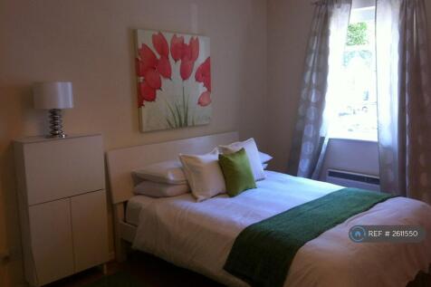 Master Bedroom With Built In Wardrobes