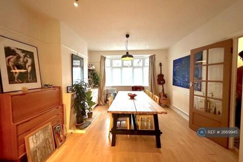 Living Area - 1