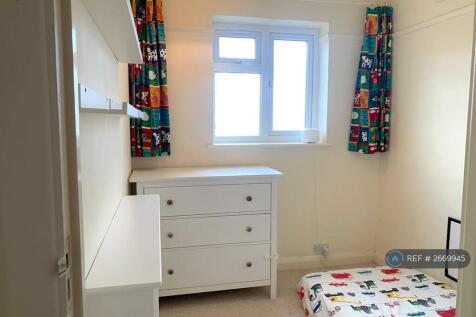 Bedroom 2 - 1