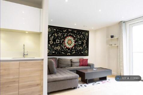 Livingroom/Kitchen/Juliette Balcony