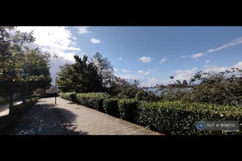 Footpath To Woolwich Pier And Station