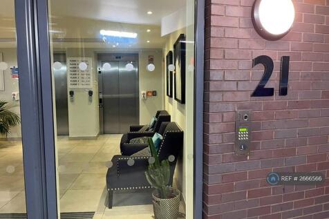 Entrance / Concierge