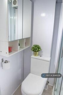 Bathroom (Newly Refurbished)