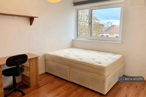 Bedroom 1 Picture 1