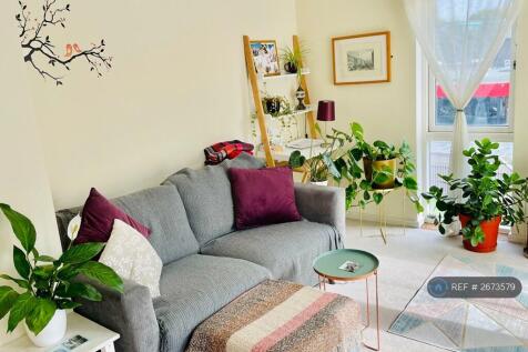 Open Plan Lounge/Kitchen