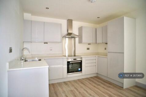 Fully Fitted Kitchen. Inc. Dishwasher
