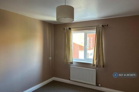 Bedroom1 1
