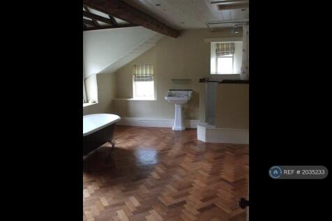 Family Master Bathroom (5m x 4m)