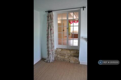 Bedroom 4 Leading To Bedroom 2